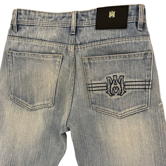 Men's light wash Blue Jeans - Picture 2 of 16